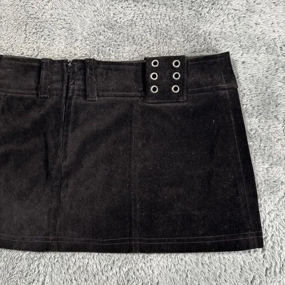 Vintage Y2K Lip Service Black Mini Skirt Gothic Fetish Medium Witchy USA Grunge - Picture 11 of 13